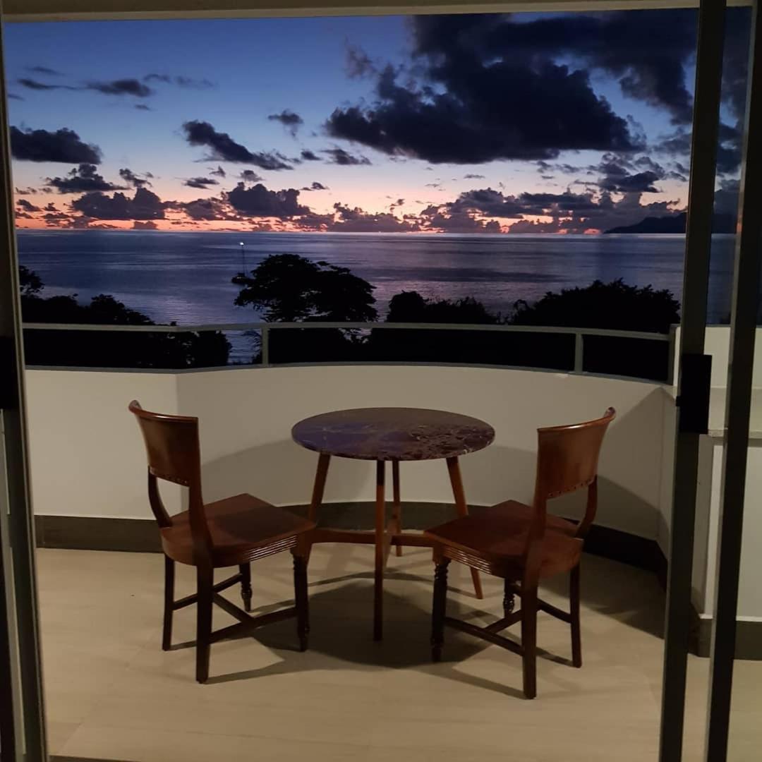 Beau Vallon Studios - Apartments Vacation Rentals Victoria Luaran gambar